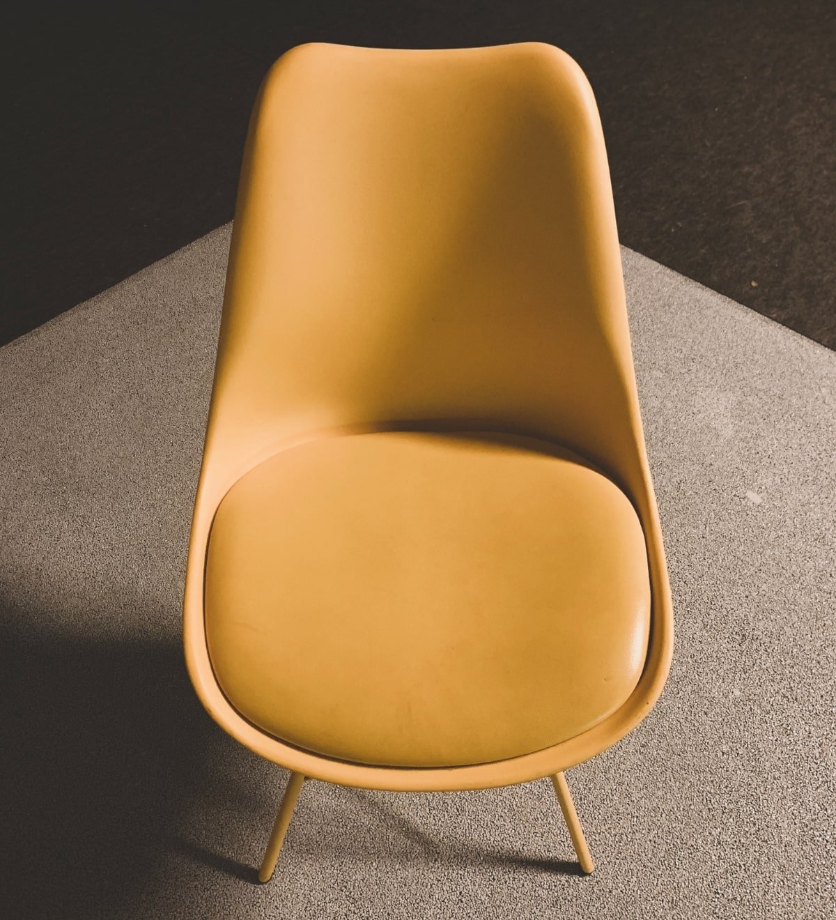 Elegant chair